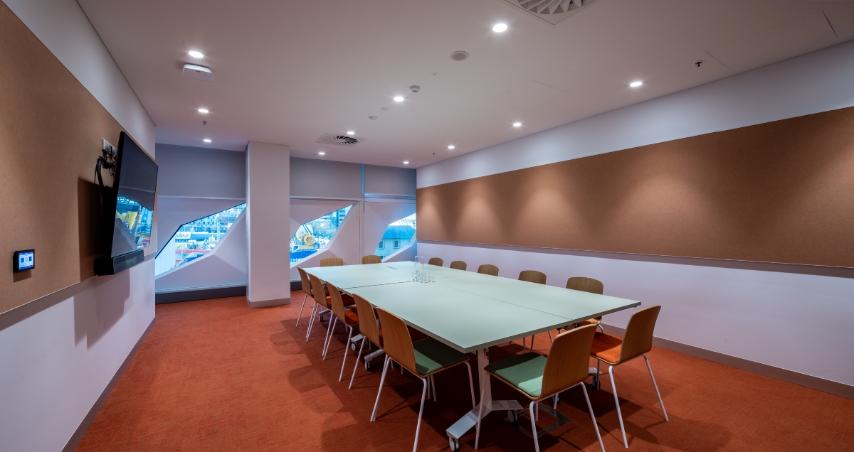 PHIVE Meeting room 2.01 boardroom layout