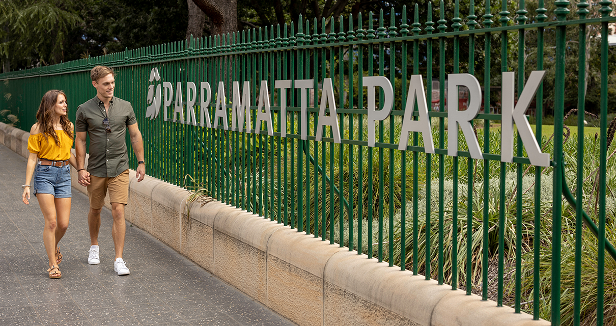 Couple at Parramatta Park