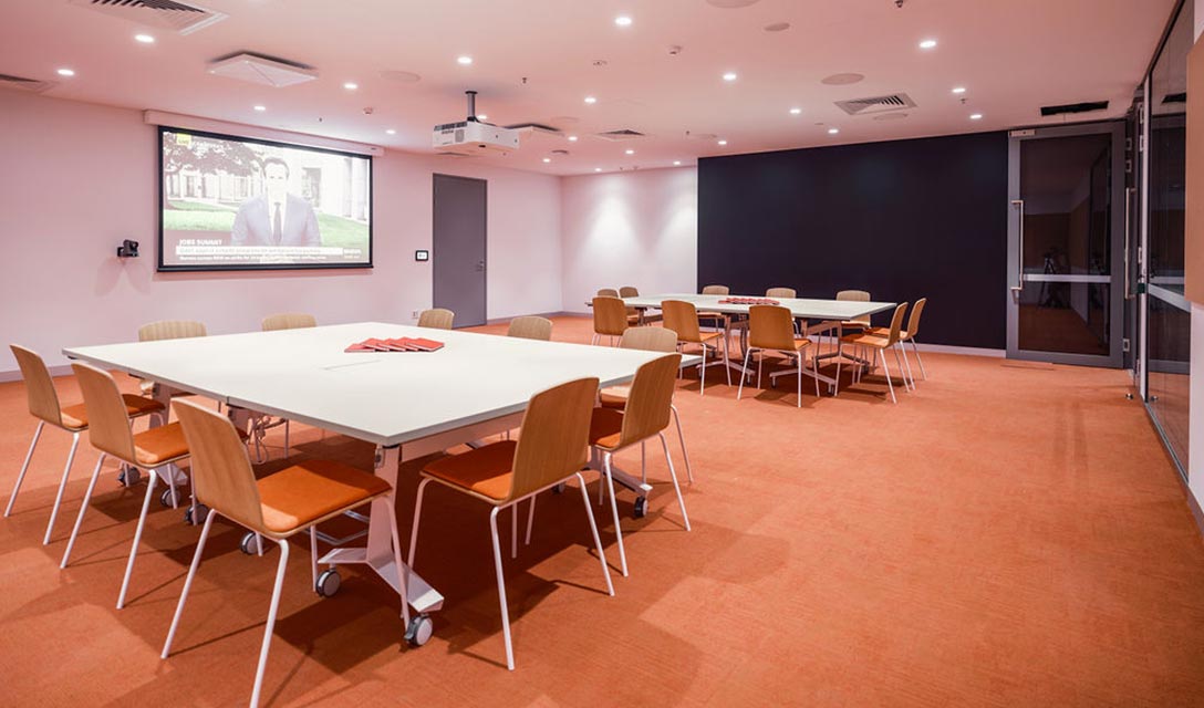 Large Meeting Room