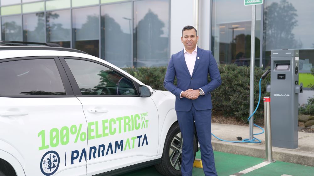 Lord Mayor with electric vehicle