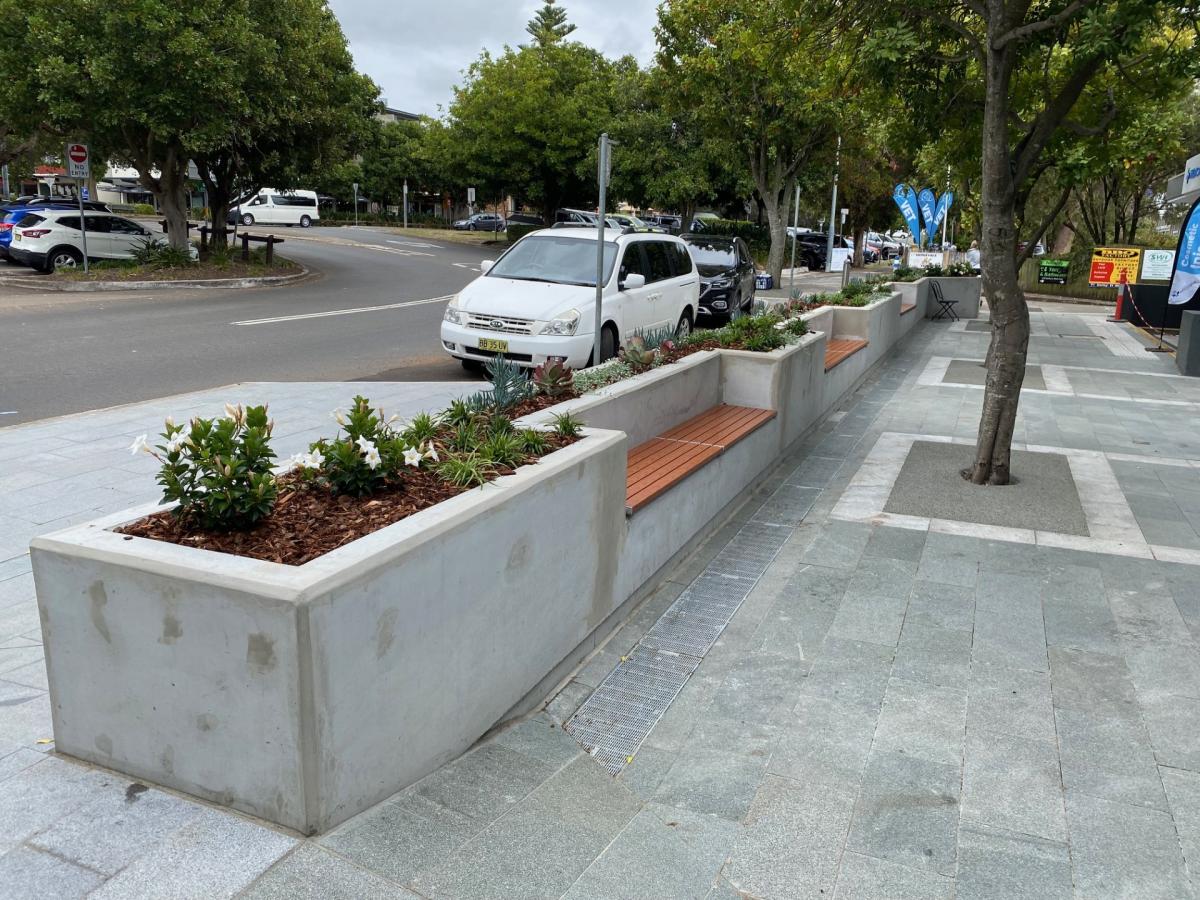 New Kerb and planter boxes 