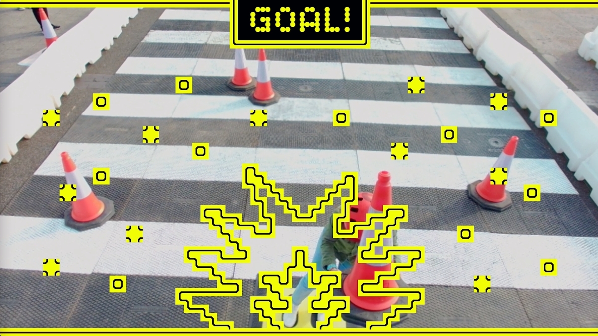 A live game installation by Playfool and Tomo Kihara, How (not) to get hit by a self driving car