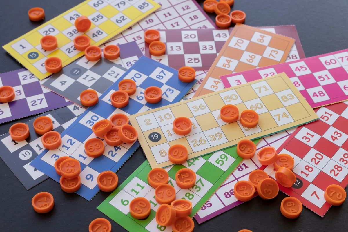 Bingo cardboard sheets with counters